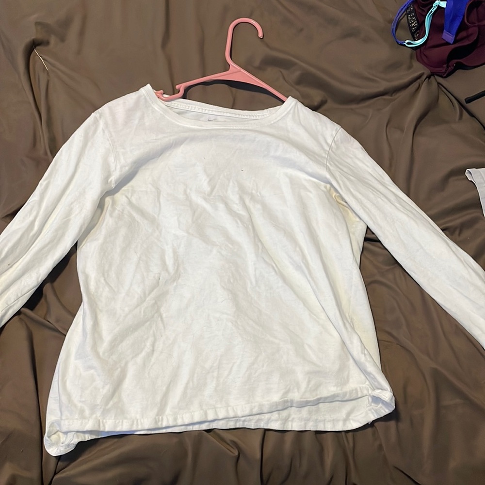 white nike tee, size medium